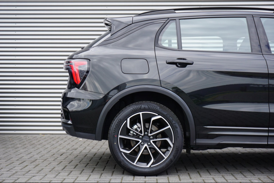 Lynk & Co 01 272PK Core PLUG IN HYBRID | NW MODEL | 1.800 TREKGEWICHT