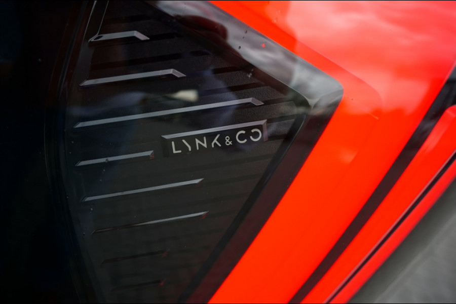 Lynk & Co 01 272PK Core PLUG IN HYBRID | NW MODEL | 1.800 TREKGEWICHT
