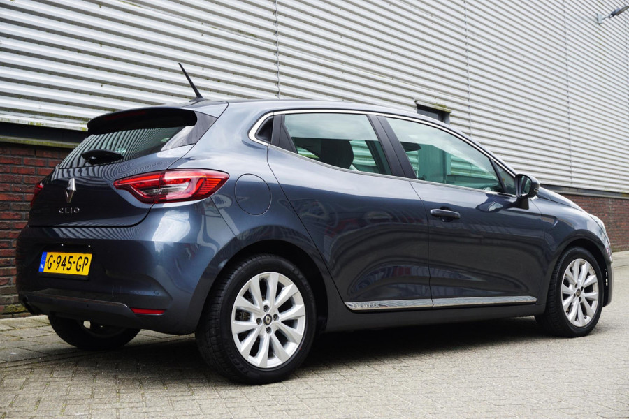 Renault Clio 1.0 TCe Intens/Half leer/Groot navigatie/Carplay/ Camera.