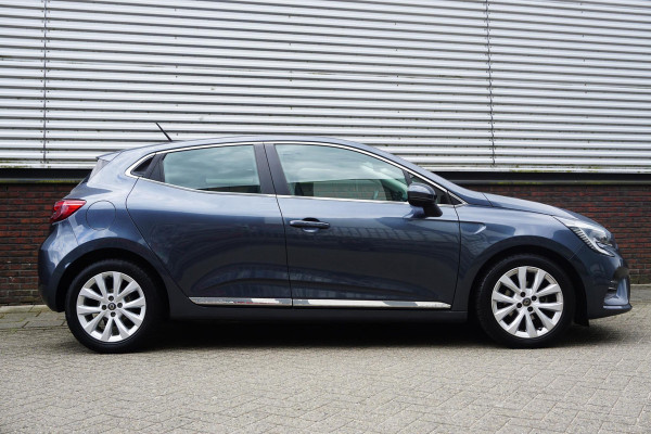 Renault Clio 1.0 TCe Intens/Half leer/Groot navigatie/Carplay/ Camera.