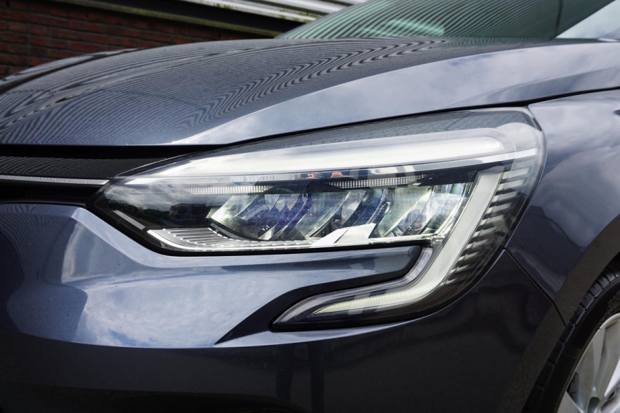Renault Clio 1.0 TCe Intens/Half leer/Groot navigatie/Carplay/ Camera.