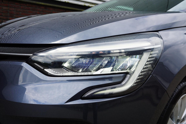 Renault Clio 1.0 TCe Intens/Half leer/Groot navigatie/Carplay/ Camera.