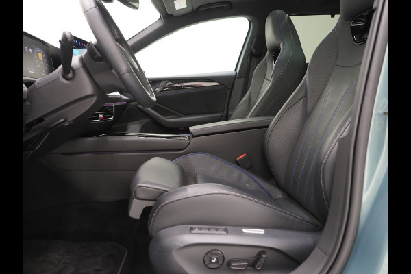 Volkswagen Passat Variant 1.5 eHybrid R-Line Edition | Panoramadak | Vol Leder | Harman/Kardon | HUD | Massage | Trekhaak
