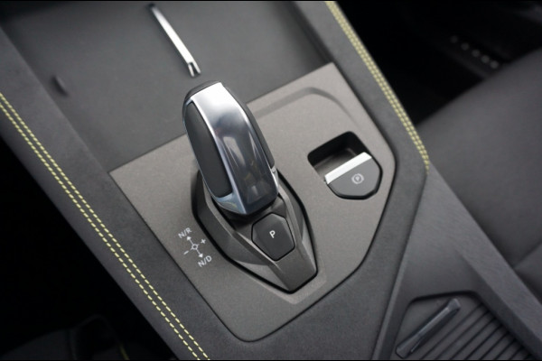 Lynk & Co 01 272PK Core PLUG IN HYBRID | NW MODEL | 1.800 TREKGEWICHT