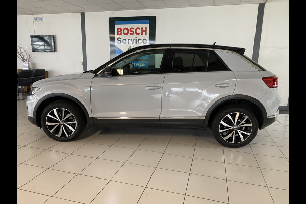 Volkswagen T-Roc 1.5 TSI Sport Carplay / Navigatie / Camera