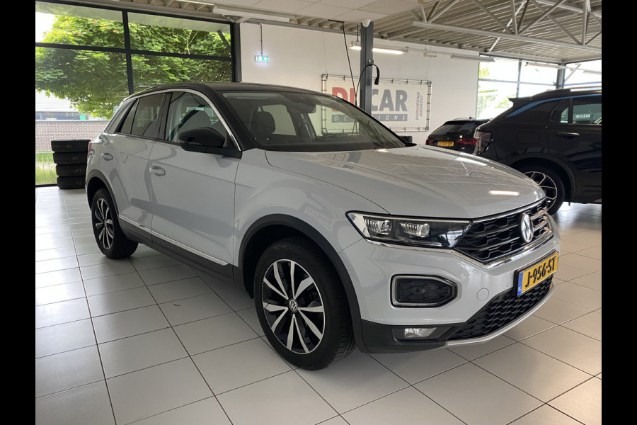Volkswagen T-Roc 1.5 TSI Sport Carplay / Navigatie / Camera
