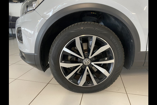 Volkswagen T-Roc 1.5 TSI Sport Carplay / Navigatie / Camera