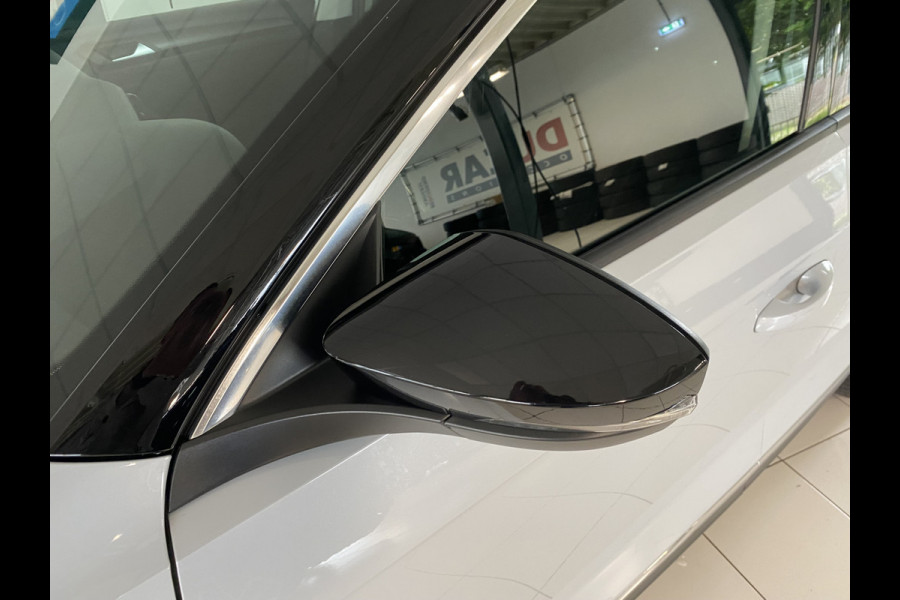 Volkswagen T-Roc 1.5 TSI Sport Carplay / Navigatie / Camera