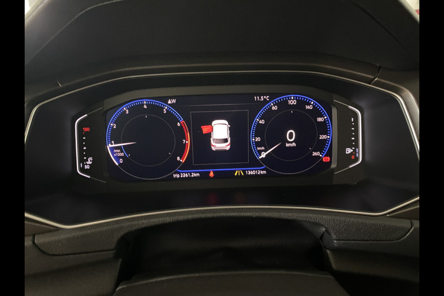 Volkswagen T-Roc 1.5 TSI Sport Carplay / Navigatie / Camera