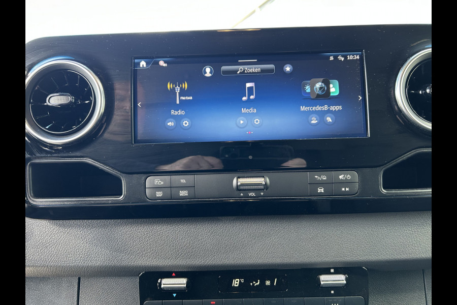 Mercedes-Benz eSprinter 320 L2 Pro 81kWh / Snel laden 115Kw / Trekhaak / MBUX / Navigatie / Camera / Cruise control / Airco / 270 Graden achterdeuren