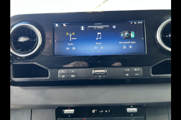 Mercedes-Benz eSprinter 320 L2 Pro 81kWh / Snel laden 115Kw / Trekhaak / MBUX / Navigatie / Camera / Cruise control / Airco / 270 Graden achterdeuren