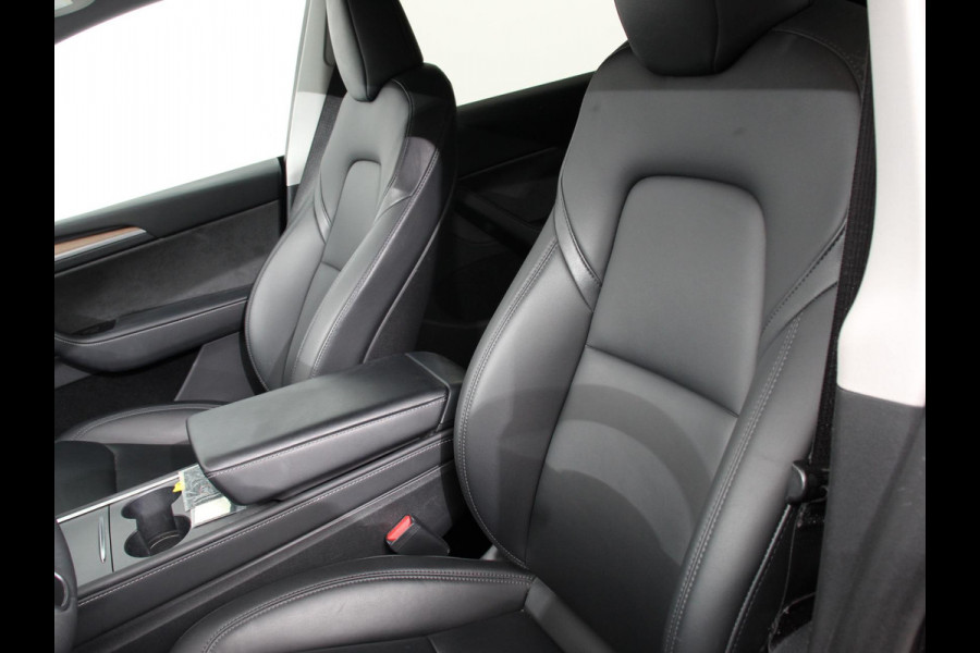 Tesla Model Y Performance Long Range AWD 75 kWh Climate control Adaptieve cruise control Achteruitrijcamera Panoramadak Keyless Stuurverwarming Stoelverwarming LED Navigatie Parkeersensoren