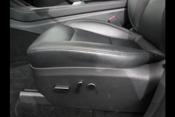 Tesla Model Y Performance Long Range AWD 75 kWh Climate control Adaptieve cruise control Achteruitrijcamera Panoramadak Keyless Stuurverwarming Stoelverwarming LED Navigatie Parkeersensoren