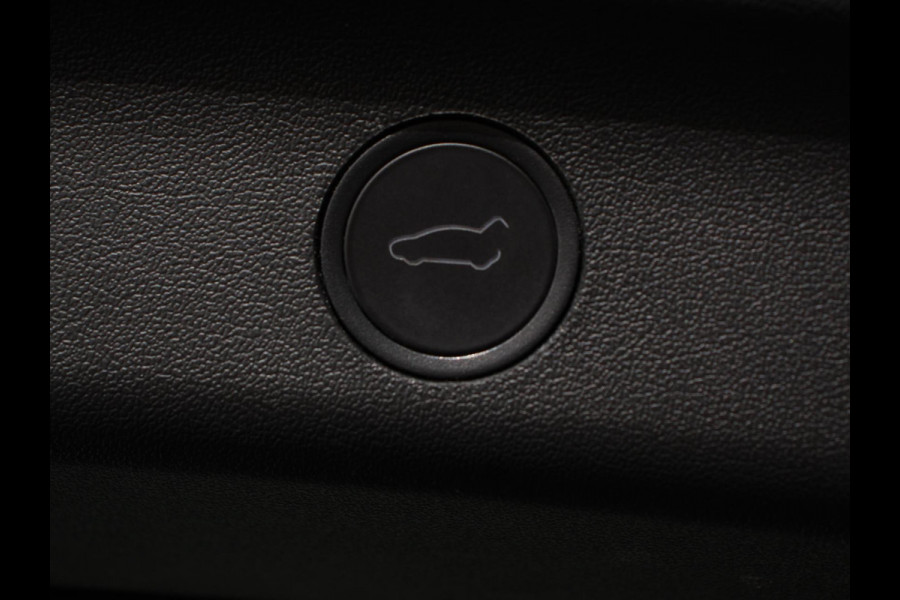 Tesla Model Y Performance Long Range AWD 75 kWh Climate control Adaptieve cruise control Achteruitrijcamera Panoramadak Keyless Stuurverwarming Stoelverwarming LED Navigatie Parkeersensoren