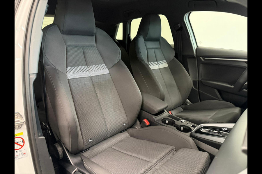 Audi A3 Sportback 35 TFSI S Edition SONOS Premium Audio Airco ECC Navigatie Carplay Full LED Elektr. Sportstoelen PDC VA + Camera Adaptive Cruise Control Head Up Display