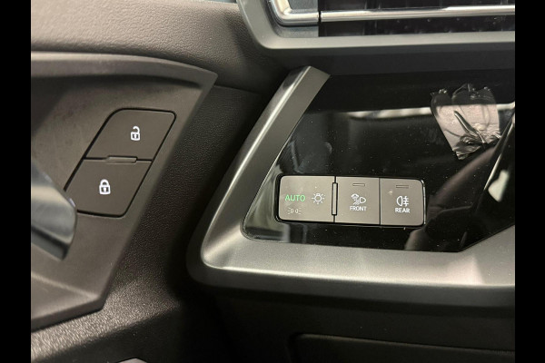 Audi A3 Sportback 35 TFSI S Edition SONOS Premium Audio Airco ECC Navigatie Carplay Full LED Elektr. Sportstoelen PDC VA + Camera Adaptive Cruise Control Head Up Display