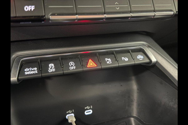 Audi A3 Sportback 35 TFSI S Edition SONOS Premium Audio Airco ECC Navigatie Carplay Full LED Elektr. Sportstoelen PDC VA + Camera Adaptive Cruise Control Head Up Display