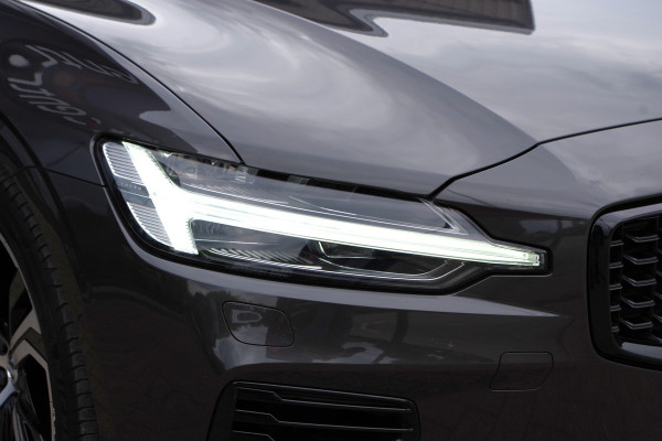 Volvo V60 2.0 T8 Plug-in Hybrid 456 PK AWD Ultimate Dark, Panoramadak, H/K Sound, 360 Camera