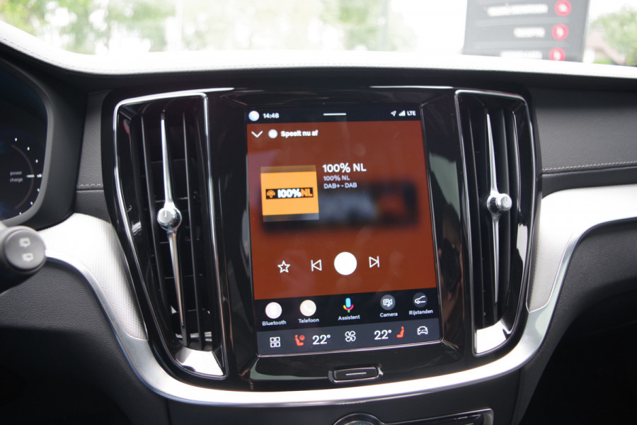 Volvo V60 2.0 T8 Plug-in Hybrid 456 PK AWD Ultimate Dark, Panoramadak, H/K Sound, 360 Camera
