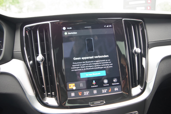 Volvo V60 2.0 T8 Plug-in Hybrid 456 PK AWD Ultimate Dark, Panoramadak, H/K Sound, 360 Camera