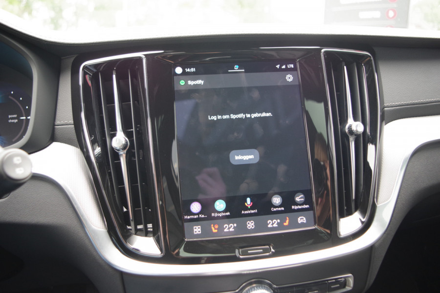 Volvo V60 2.0 T8 Plug-in Hybrid 456 PK AWD Ultimate Dark, Panoramadak, H/K Sound, 360 Camera