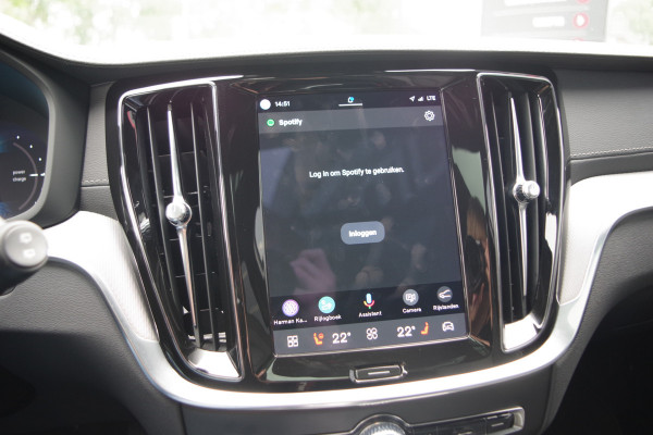 Volvo V60 2.0 T8 Plug-in Hybrid 456 PK AWD Ultimate Dark, Panoramadak, H/K Sound, 360 Camera