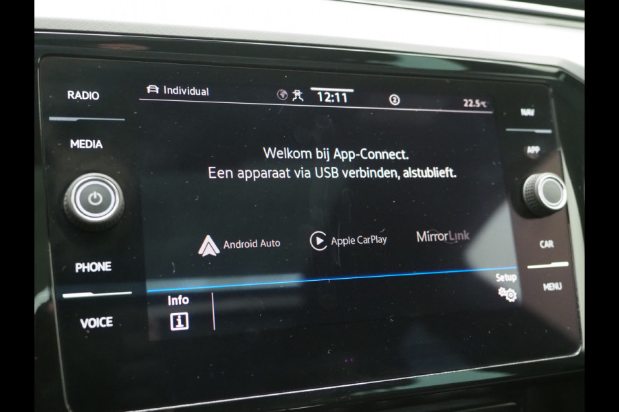 Volkswagen Passat Variant 1.4 TSI PHEV GTE 218PK | Panoramadak | Trekhaak | Massage | Camera | Virtual | Memory | Matrix | Carplay