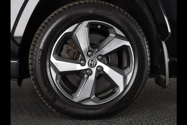 Toyota RAV4 2.5 Plug-in Hybrid AWD Business Plus | Stuur-/Stoelverwarming voor & achter | Apple Carplay & AndroidAUTO | Adapt.Cruise Control |