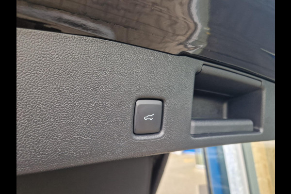 Ford Kuga 2.5 PHEV Active X 243pk | Driver Assistance Pack | Winterpack | Panoramadak | Technology Pack | All Weather Banden | Reserve wiel