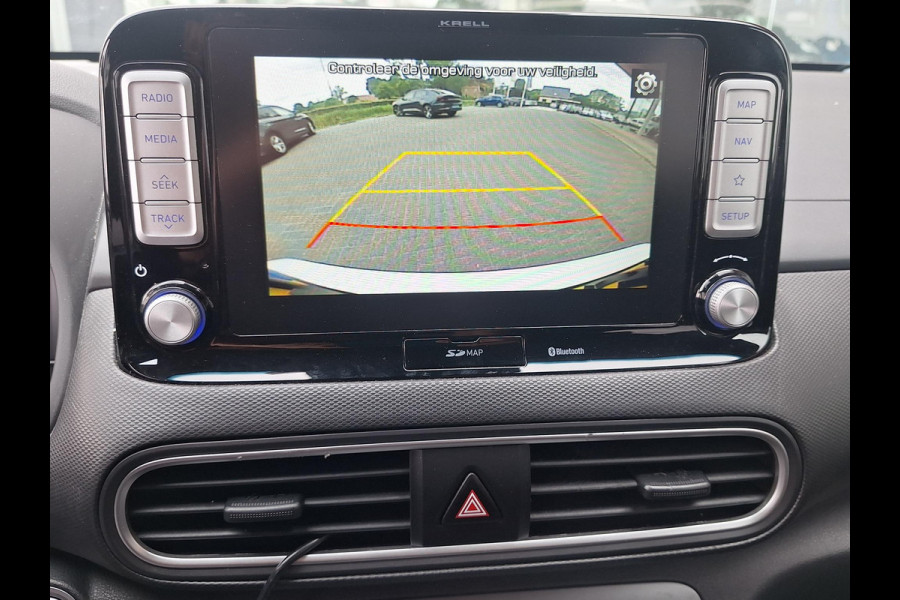 Hyundai Kona EV Premium 64 kWh | SOH: 96,8% | Warmtepomp | Lage km-stand | Leder | HUD | Blindspot | Full LED |