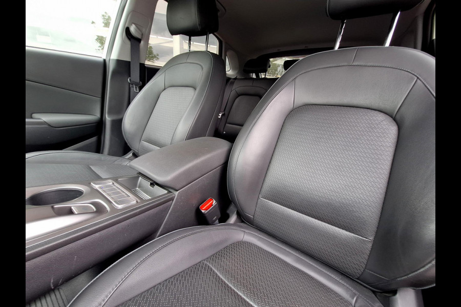Hyundai Kona EV Premium 64 kWh | SOH: 96,8% | Warmtepomp | Lage km-stand | Leder | HUD | Blindspot | Full LED |