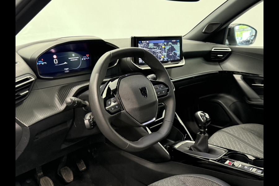 Peugeot 2008 1.2 PureTech 100 Allure Navigatie Apple Carplay/Android Auto Parkeersensoren Cruise Control Full LED Virtual Cockpit Climate Control Lichtmetalen velgen