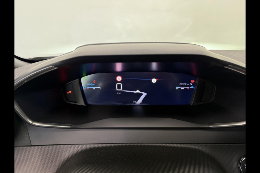 Peugeot 2008 1.2 PureTech 100 Allure Navigatie Apple Carplay/Android Auto Parkeersensoren Cruise Control Full LED Virtual Cockpit Climate Control Lichtmetalen velgen