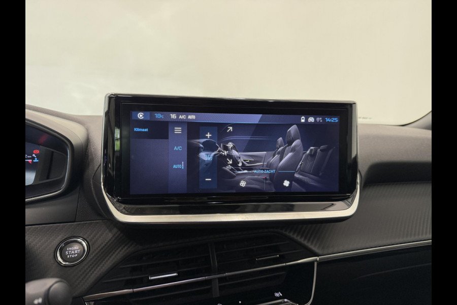 Peugeot 2008 1.2 PureTech 100 Allure Navigatie Apple Carplay/Android Auto Parkeersensoren Cruise Control Full LED Virtual Cockpit Climate Control Lichtmetalen velgen