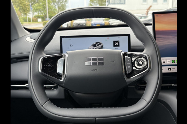 GEELY Starray EM-i 1.5 Pro | 360 Camera | Stoelverwarming | Parkeersensoren | Stuurverwarmimg | 83 km Elektrisch bereik | 18 Inch LMV