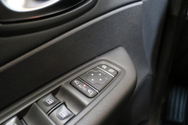 Renault Captur 1.2 TCe Intens | CAMERA | CARPLAY | TREKHAAK | NAP |