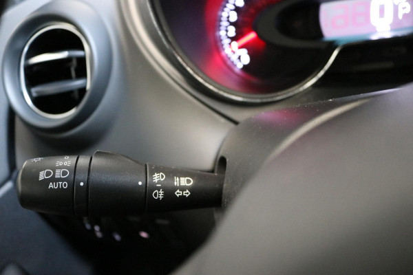 Renault Captur 1.2 TCe Intens | CAMERA | CARPLAY | TREKHAAK | NAP |