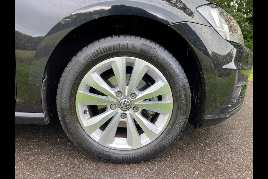 Volkswagen Golf 1.0 TSI Comfortline | Adaptief Cruise + Airco + Carplay Nu € 11.975,-!!!