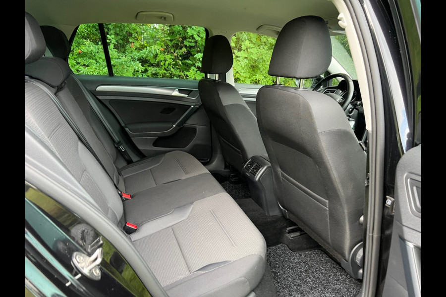 Volkswagen Golf 1.0 TSI Comfortline | Adaptief Cruise + Airco + Carplay Nu € 11.975,-!!!