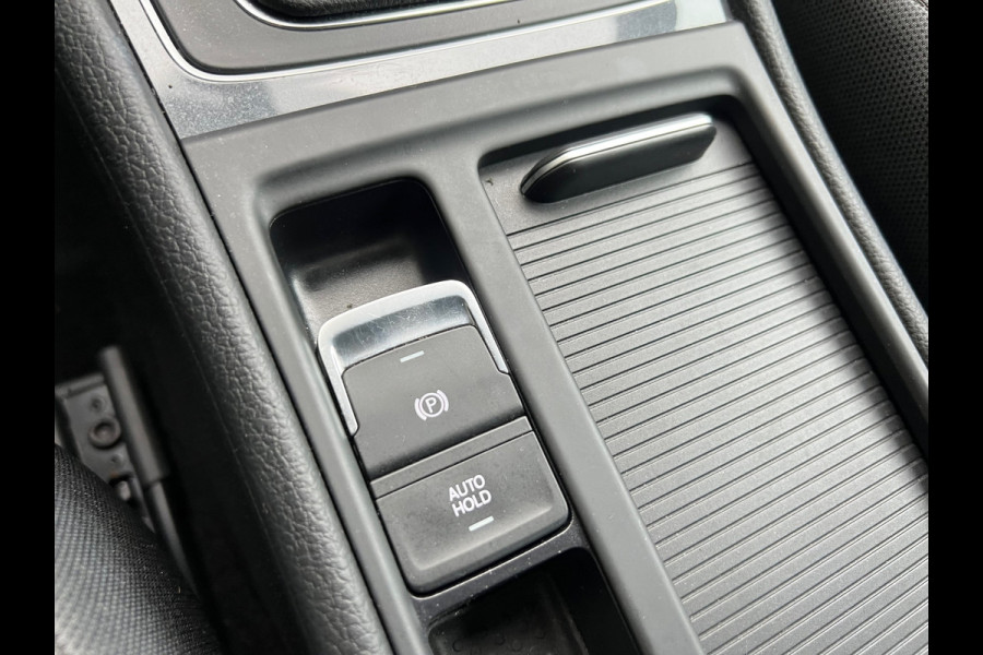 Volkswagen Golf 1.0 TSI Comfortline | Adaptief Cruise + Airco + Carplay Nu € 11.975,-!!!
