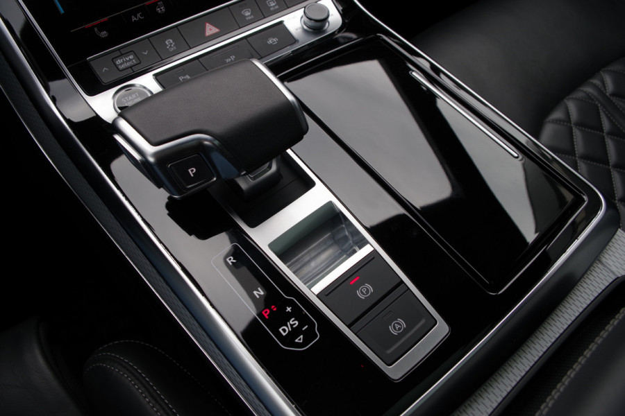 Audi Q7 60 TFSI e 490 PK quattro Pro Line S-Line Competition, *FACE-LIFT* Panoramadak, RS-Sportstoelen, B&O Sound