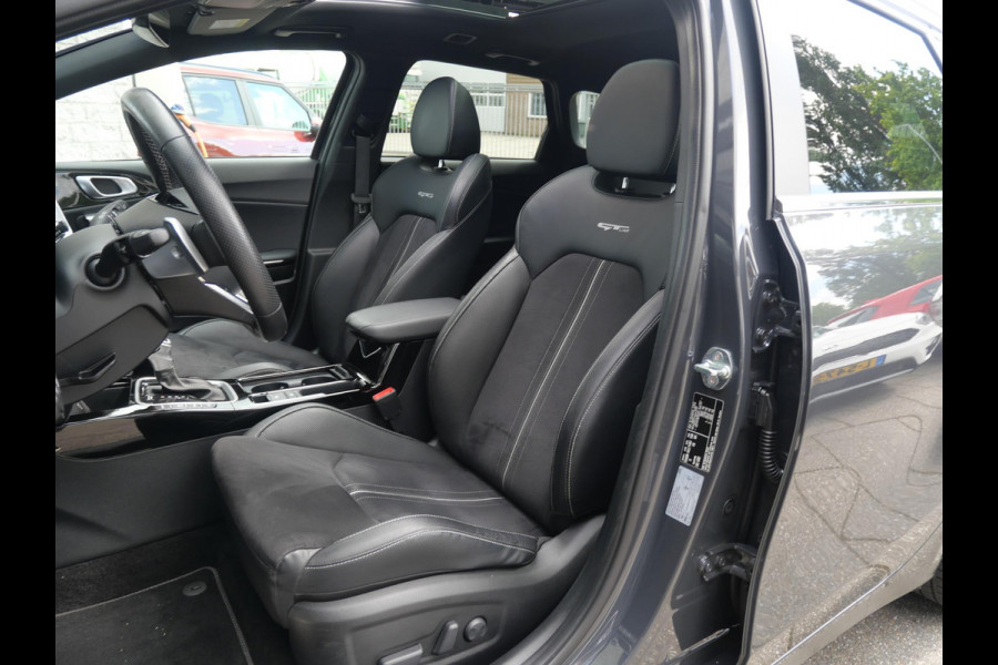 Kia Ceed Sportswagon 1.5 T-GDi GT-PlusLine | Trekhaak | Schuif/Kantel dak | Stoel/stuurverwarming | Dode Hoek |