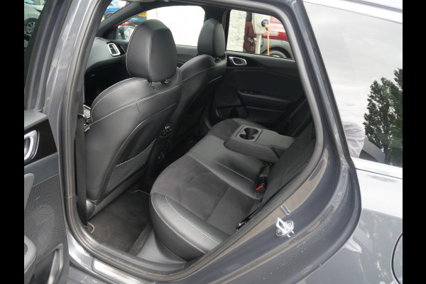 Kia Ceed Sportswagon 1.5 T-GDi GT-PlusLine | Trekhaak | Schuif/Kantel dak | Stoel/stuurverwarming | Dode Hoek |