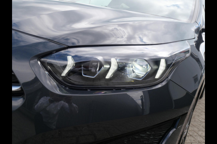 Kia Ceed Sportswagon 1.5 T-GDi GT-PlusLine | Trekhaak | Schuif/Kantel dak | Stoel/stuurverwarming | Dode Hoek |