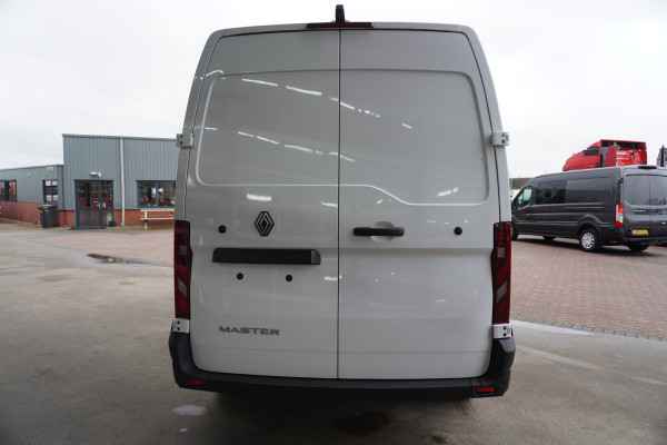 Renault Master T35 2.0 dCi 150PK L3H2 nr. V902 | Airco | Cruise | Camera | Betimmering laadruimte
