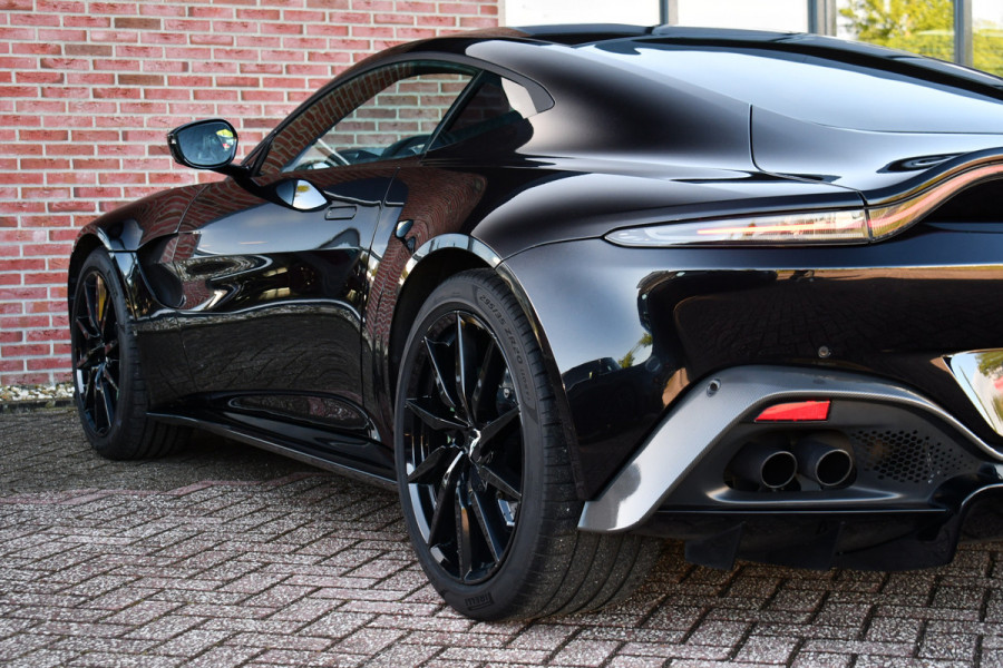 Aston Martin Vantage 4.0 V8 Carbon-ext | Ceramic-brakes | 26dkm
