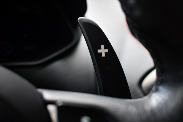 Aston Martin Vantage 4.0 V8 Carbon-ext | Ceramic-brakes | 26dkm