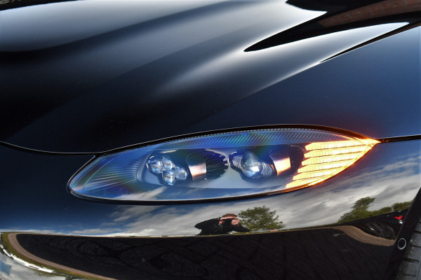 Aston Martin Vantage 4.0 V8 Carbon-ext | Ceramic-brakes | 26dkm