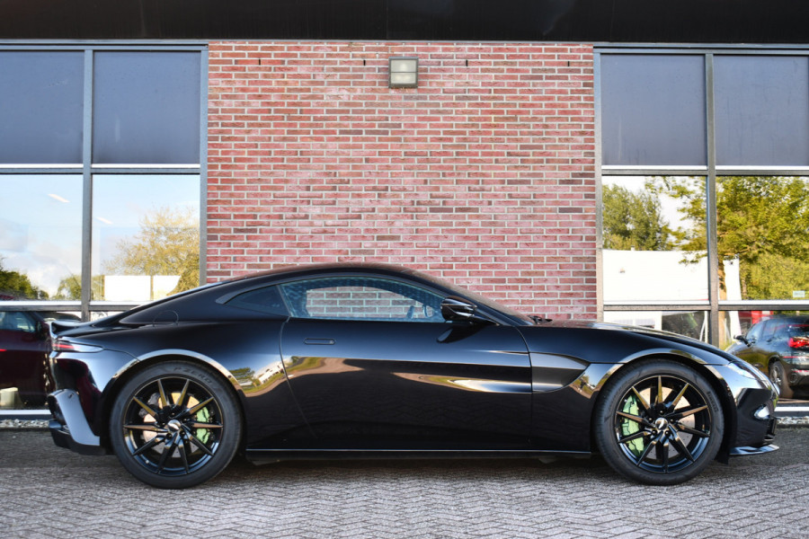 Aston Martin Vantage 4.0 V8 Carbon-ext | Ceramic-brakes | 26dkm