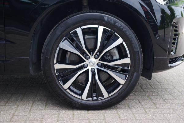 Volvo XC60 2.0 T8 Plug-in Hybrid 456 PK AWD Ultimate Dark, Panoramadak, 360 Camera, Sportstoelen